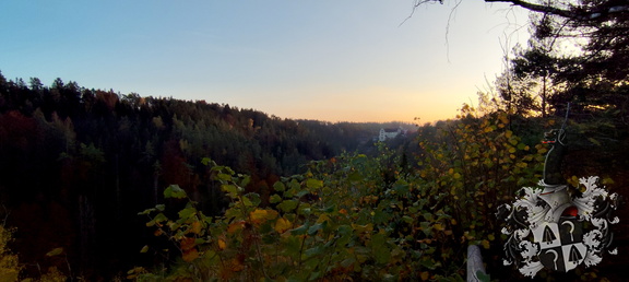 20241028-163817-0010-Burg Ragenstein Hoehlen