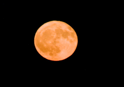 Erdbeermond