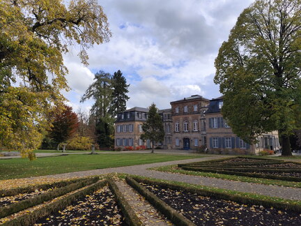 20251021-150836-0000-Schlosspark Fantaisie